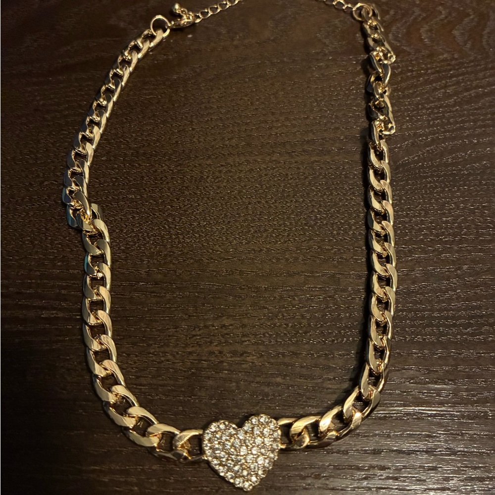 Gold Heart Pavé Chain Necklace - Women Jewelry